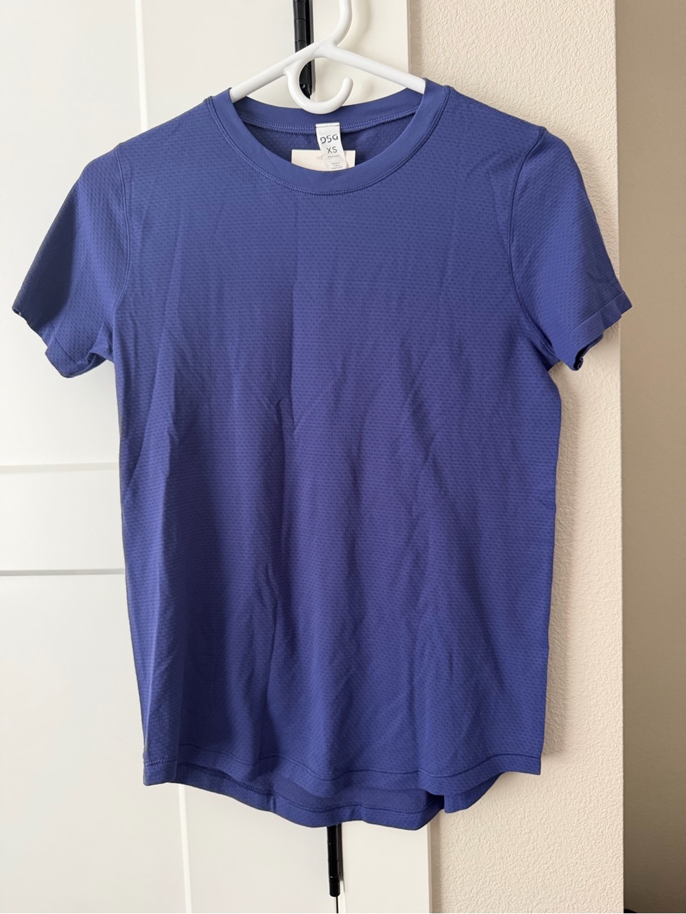 Women’s DSG Active Tee - XS moisture wicking athletic t-shirt activewear